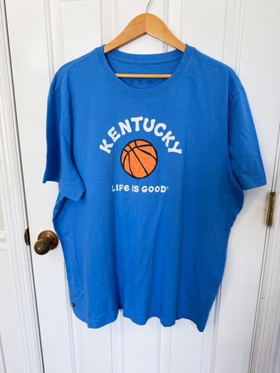 Tops - Life is Good Kentucky Basketball XL  Solid T-Shirt Blue Men's